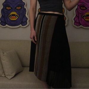 Amazing Eva Franco skirt